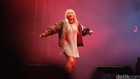 CL dan The Black Eyed Peas pernah beberapa kali berkolaborasi, salah satunya di Singapura pada 2011 silam. Foto: Reno Hastukrisnapati Widarto/detikHOT