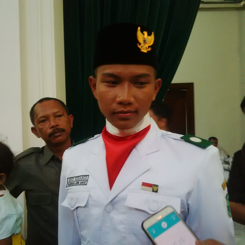 Semangat Anak Nelayan dari Subang Kibarkan Merah Putih