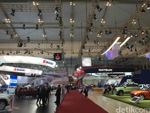 Penjualan Mobil Masih Turun, Ini Tanggapan Gaikindo