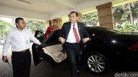 Luhut tiba di Kantor Kementerian ESDM, JL Medan Merdeka Selatan, Jakarta, Selasa (16/8/2016).