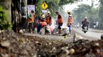Material Galian Pipa Gas Persempit Jalan