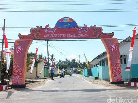 Gapura Meriah peringatan HUT RI di Pangkalpinang