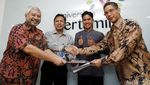 Pebalap Ali Adrian Jadi Duta Universitas Pertamina