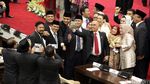 Anggota Dewan Berselfie Ria Sebelum Sidang Tahunan