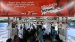 Peringati HUT RI, Gerbong Commuter Line Dihias