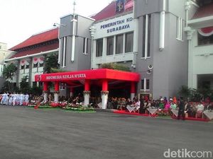 Wali Kota Risma Imbau Warga Surabaya Semarakan HUT RI ke-72