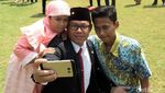 Berselfie Ria di Istana Negara