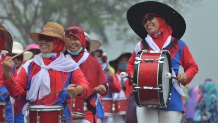 karnaval di purbolinggo