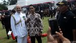 Berselfie Ria di Istana Negara