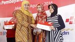 Mensos Khofifah Luncurkan Kartu Kombo