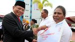 BRI Serahkan Bantuan di Papua