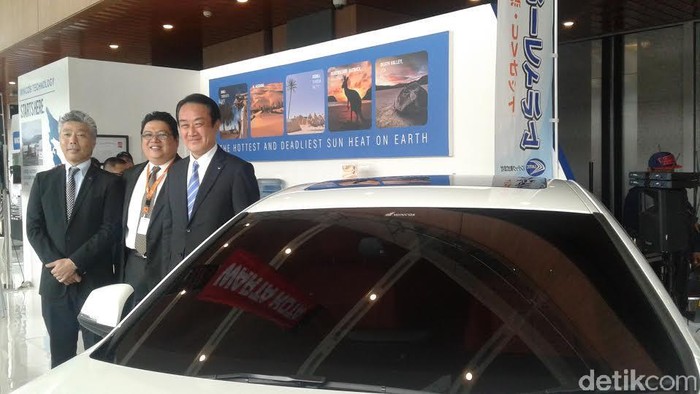 Wincos Keluarkan Varian Kaca Film Baru di GIIAS 2016