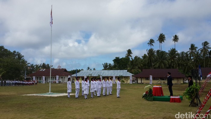 Paskibra di Desa Aboru Maluku yang Eks RMS