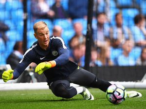 Hart Dihubungkan dengan Everton, Koeman Tak Mau Komentar