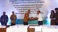 Pinjaman tersbut senilai Rp 4 Triliun untuk mendukung pengembangan lima bandara Angkasa Pura 1.