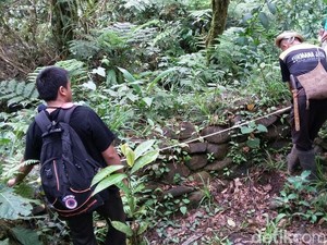 Menelisik Jalur Emas Masyarakat Prasejarah Indonesia Lewat Situs Batu Naga