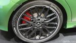 Ini Mercedes-AMG A45 yang Berkelir Hijau