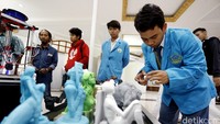 Selama dua hari pelaksanaan pemeran kegiatan ini meliputi, Expo Produk Kreatif Pemuda, Talk Show dari Kemenpora, Kemenkumham, tokoh-tokoh grafika, Temu Kangen Komunitas Pemuda Kreatif bidang Grafika, Kompetisi pop art, Lomba Logo dan pemberian penghargaan, Workshop/pelatihan pop art, dan Iluminator.