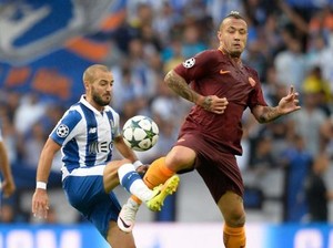Nainggolan Sayangkan Roma Cuma Bikin Satu Gol di Babak Pertama