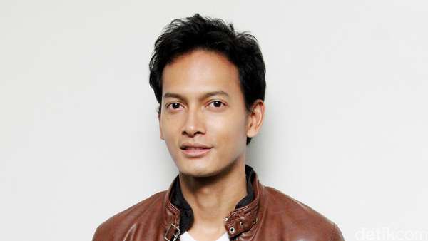 Fedi Nuril si Calon Ayah Fedi Nuril si Calon Ayah