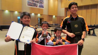 4 Siswa Indonesia Raih Penghargaan di Kompetisi Robot Internasional di Korsel