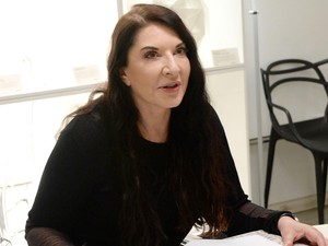 Sebut Penduduk Asli Australia Dinosaurus, Marina Abramovic Dikritik