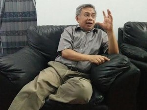 Achmad Kalla, Pembisik Kebijakan Konversi Minyak Tanah ke Elpiji