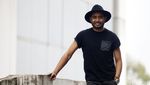 Rayen Pono, Pasto dan Solo Kariernya