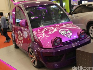 Mobil Nissan Diubah Jadi Mobil Pokemon Lucu