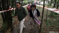 Saat ini, Sudirman menambahkan, ada 90 Sekolah Menengah Kejuruan (SMK) di Brebes, dengan jumlah siswa sekitar 35 ribu orang. Setiap tahun, para siswa SMK ini memasuki pasar kerja. Menurut Sudirman, ribuan anak-anak muda ini harus didukung dengan program pendidikan vokasi yang lebih mantap, diberi pengalaman praktik, dikenalkan dengan teknologi terapan dan dibuka pintu ke dunia kerja.