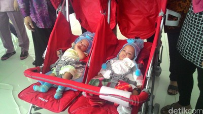 Suasana Haru Saat Bayi Kembar Saqira dan Safira Pamit Pulang ke Dokter