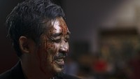 Bercak darah di wajah Sunny Pang yang berperan sebagai Lee cukup mencerminkan bagaimana brutalnya film yang akan tayang perdana pada 9 September dalam sesi Midnight Madness di Toronto International Film Festival 2016. (Dok. Mo Brothers)