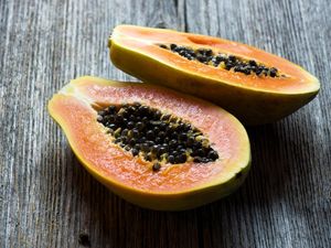 10 Manfaat Pepaya dan Kandungan Nutrisinya yang Baik untuk Tubuh