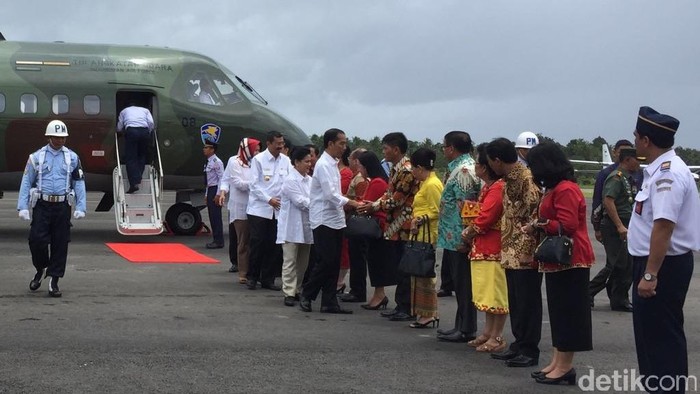 Ini Upaya Jokowi Selesaikan Masalah Listrik dan Runway Bandara di Nias