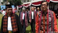 Kata Yasonna, acara ini juga untuk mengajak para Dubes merayakan peringatan HUT RI ke-71. Selain itu, acara ini terkait penerapan sistem pengawasan di Lapas yang akan dibahas di artikel selanjutnya.