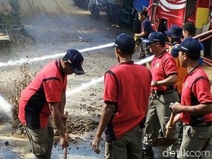 Prajurit Kodam V Brawijaya Siaga Bencana di Trenggalek