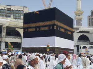 Serupa Tapi Tak Sama, Ini 5 Hal yang Membedakan Haji dan Umrah