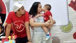Muah! Ciuman Sayang Raffi dan Gigi di Ultah Rafathar
