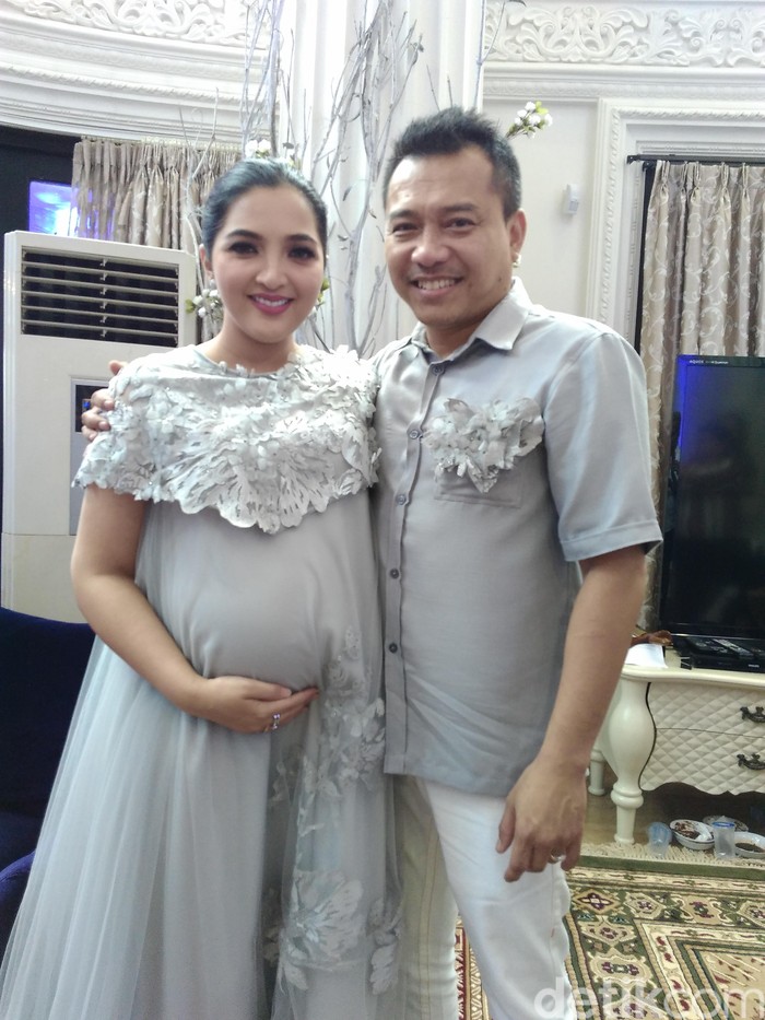 Anak Kedua Ashanty Diperkirakan Laki-laki