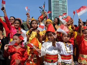Rekomendasi Baju Adat Jawa Timur untuk Karnaval 17 Agustus