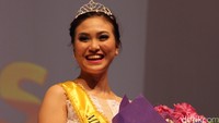 Vega mengalahkan SPG dari Honda, Mitsubishi, Audi, Daihatsu, Lexus dan Suzuki untuk menjadi Miss Auto Show. Foto: Rangga Rahadiansyah