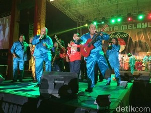 Menikmati Alunan Musik Melayu di Pantai Ancol