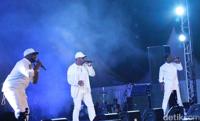 Prambanan Jazz Gelaran musik Prambanan Jazz tahun ini menampilkan sederetan musisi terbaik dalam negeri. Tak hanya itu, ada pula penampilan spesial dari Boyz II Men juga Rick Price yang meramaikan acara. Yuk, simak penampilan mereka!