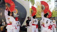 Beberapa peguruan silat itu diantaranya Tapak Suci, Perpi Harimurti, Bhineka Tunggal Sakti Mataram, IKS Kera Sakti Jawa Timur, SH Terate, Perisai Diri, Gerak Gulung Pajajaran, Jawa Barat dan lain-lain. 