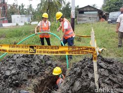 Begini Proses Instalasi Kabel Internet Super Cepat di Kalimantan