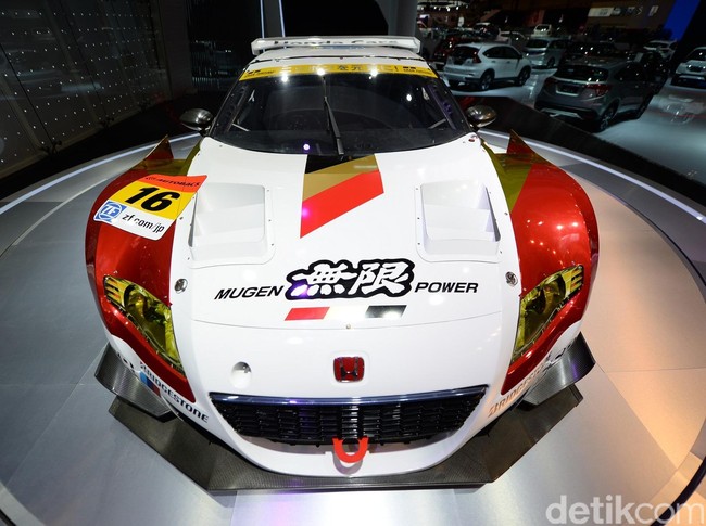 Mobil Balap Honda CR-Z Mugen GT
