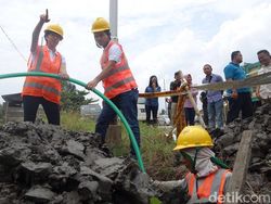 Begini Proses Instalasi Kabel Internet Super Cepat di Kalimantan