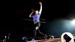 Rekaman Suara Charlie Chaplin sampai Muhammad Ali di Konser Coldplay