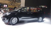 KIA Grand Sedona mengutamakan konsep kenyamanan, modern, stylish serta mewah.