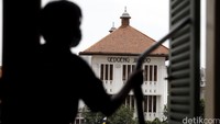 GO-JEK lantas mengirimkan mitra GO-CLEAN untuk menyambangi destinasi wisata di Kota Tua itu lewat program #BersihkanTempatSejarah.